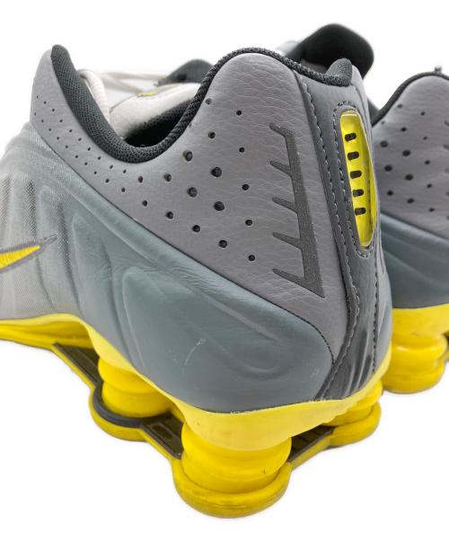 NIKE（ナイキ）NIKE (ナイキ) SHOX R4 SE（ショックス R4 SE） グレー サイズ:27の古着・服飾アイテム