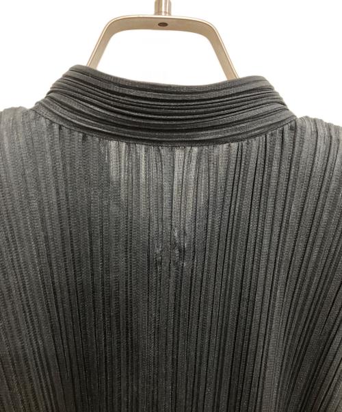 PLEATS PLEASE（プリーツプリーズ）PLEATS PLEASE (プリーツプリーズ) プリーツスキッパーブラウス ブラック サイズ:3の古着・服飾アイテム