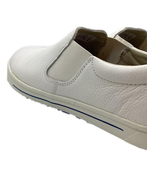 BIRKENSTOCK（ビルケンシュトック）BIRKENSTOCK (ビルケンシュトック) QO400 レザースリッポン ホワイト サイズ:40の古着・服飾アイテム
