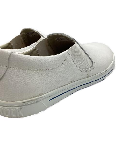 BIRKENSTOCK（ビルケンシュトック）BIRKENSTOCK (ビルケンシュトック) QO400 レザースリッポン ホワイト サイズ:40の古着・服飾アイテム