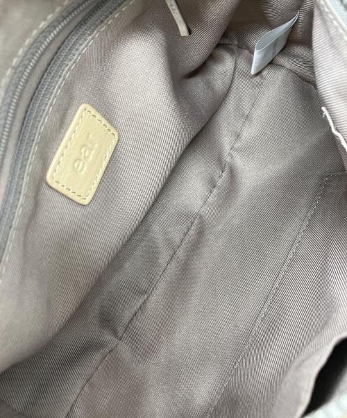EAR（イア）EAR (イア) 軽量ボックスショルダーバッグ ベージュの古着・服飾アイテム