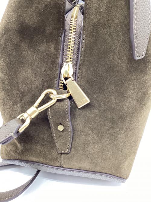 Kate Spade（ケイトスペード）Kate Spade (ケイトスペード) デコ スエード クロスボディ トート バッグ オリーブの古着・服飾アイテム