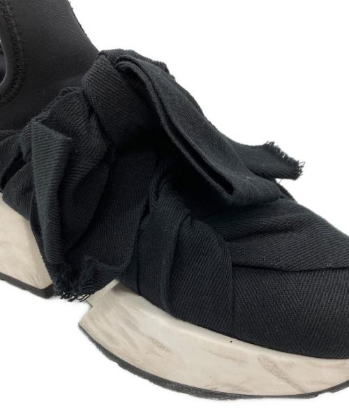 MM6 Maison Margiela（エムエムシックスメゾンマルジェラ）MM6 Maison Margiela (エムエムシックスメゾンマルジェラ) リボンスニーカー ブラック サイズ:38の古着・服飾アイテム