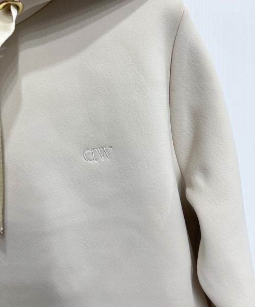 Daniel Wellington（ダニエルウェリントン）Daniel Wellington (ダニエルウェリントン) プルオーバーパーカー ベージュ サイズ:Mの古着・服飾アイテム