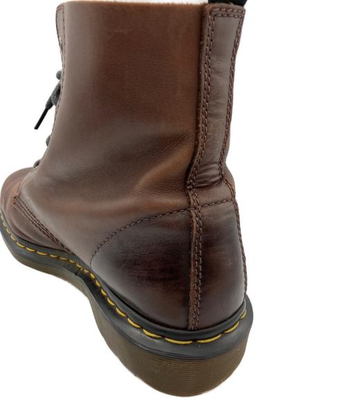 Dr.Martens（ドクターマーチン）Dr.Martens (ドクターマーチン) PASCAL8ホールブーツ （パスカル8ホールブーツ） ブラウン サイズ:UK8の古着・服飾アイテム