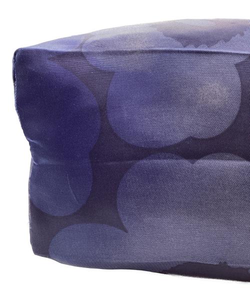 marimekko（マリメッコ）marimekko (マリメッコ) NEAT CROSSBODY UNIKKO Mショルダーバッグ（ニートクロスボディウニッコMショルダーバッグ） ネイビーの古着・服飾アイテム