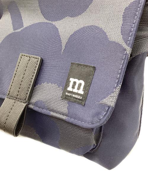 marimekko（マリメッコ）marimekko (マリメッコ) MINI MESSENGER UNIKKOショルダーバッグ（ミニメッセンジャーウニッコショルダーバッグ） ネイビーの古着・服飾アイテム