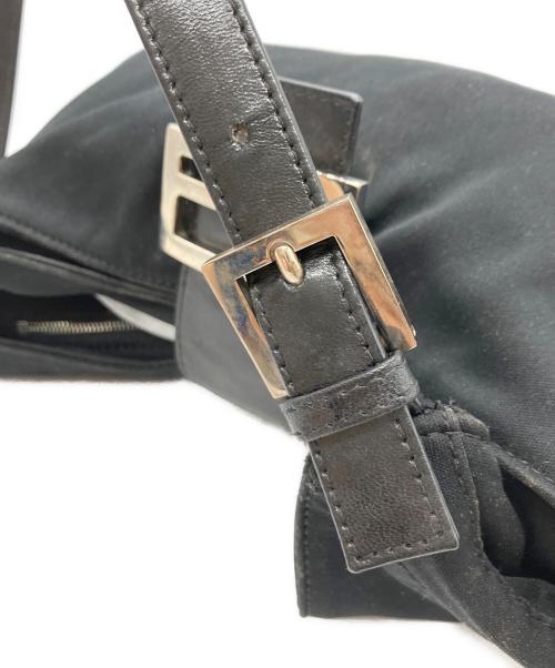 FENDI（フェンディ）FENDI (フェンディ) ジャージーマンマバケットショルダーバッグ ブラックの古着・服飾アイテム