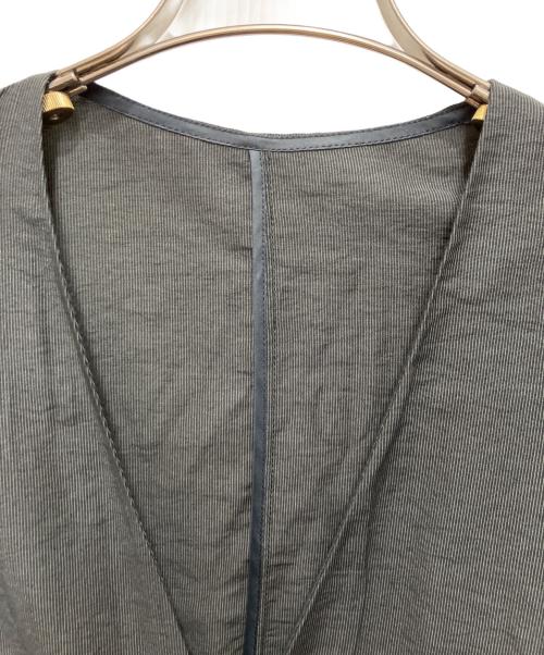 SIMPLICITE（シンプリシテ）SIMPLICITE (シンプリシテ) ノーカラーハーフスリーブジャケット グレー サイズ:freeの古着・服飾アイテム
