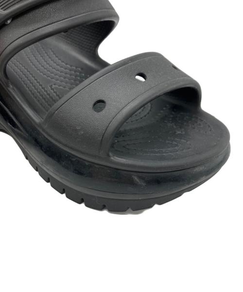 crocs（クロックス）crocs (クロックス) メガクラッシュ 厚底サンダル ブラック サイズ:W8の古着・服飾アイテム