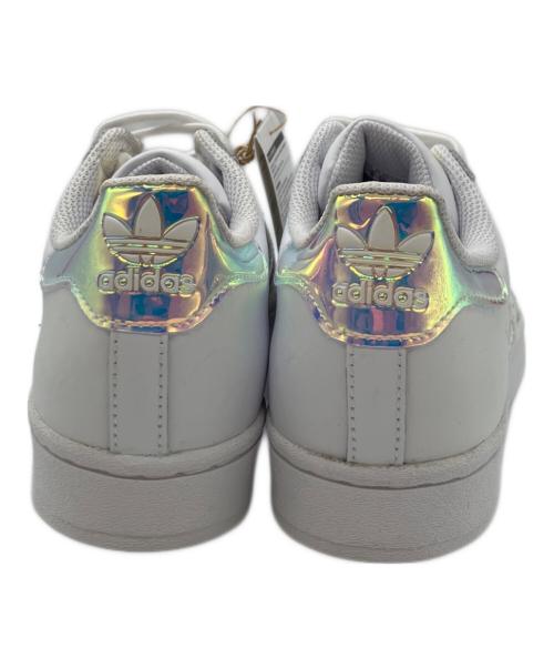 adidas（アディダス）adidas (アディダス) スーパースター W FWWT/GDMT/CBLK ホワイト サイズ:US6.5の古着・服飾アイテム