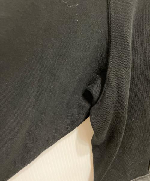 WHITE MOUNTAINEERING（ホワイトマウンテ二アニング）WHITE MOUNTAINEERING (ホワイトマウンテ二アニング) HUNTING POCKET TAPED SWEATSHIRT ブラックの古着・服飾アイテム
