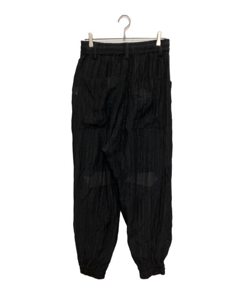 A.F ARTEFACT（エーエフ アーティファクト）A.F ARTEFACT (エーエフ アーティファクト) FRONT TUCK WIDE JOGGER PANTS ブラック サイズ:2 未使用品の古着・服飾アイテム