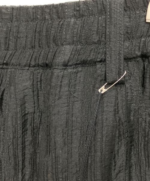 A.F ARTEFACT（エーエフ アーティファクト）A.F ARTEFACT (エーエフ アーティファクト) FRONT TUCK WIDE JOGGER PANTS ブラック サイズ:2 未使用品の古着・服飾アイテム