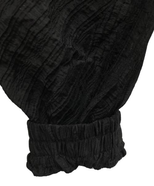 A.F ARTEFACT（エーエフ アーティファクト）A.F ARTEFACT (エーエフ アーティファクト) FRONT TUCK WIDE JOGGER PANTS ブラック サイズ:2 未使用品の古着・服飾アイテム