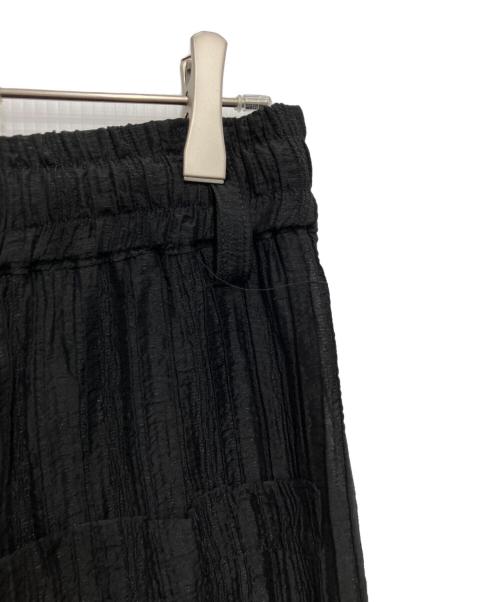 A.F ARTEFACT（エーエフ アーティファクト）A.F ARTEFACT (エーエフ アーティファクト) FRONT TUCK WIDE JOGGER PANTS ブラック サイズ:2 未使用品の古着・服飾アイテム
