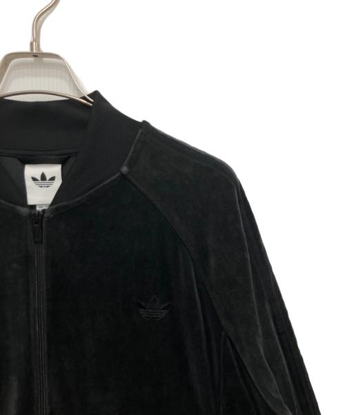 adidas（アディダス）adidas (アディダス) SST アディカラー ベロア トラックトップ グレー サイズ:4XLの古着・服飾アイテム