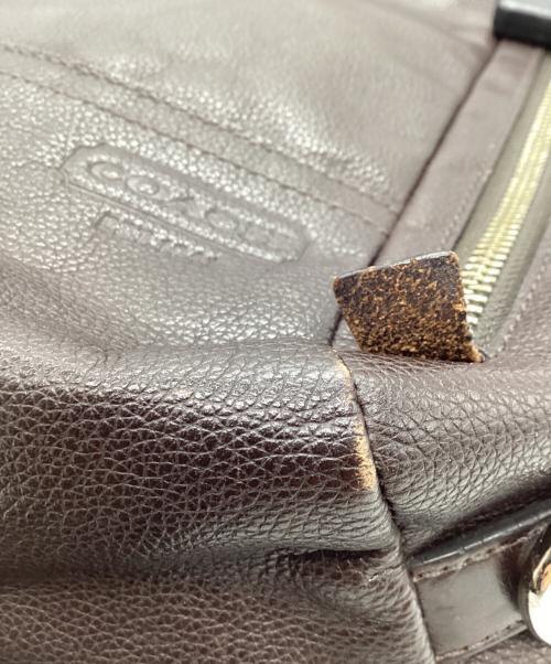 COACH（コーチ）COACH (コーチ) トンプソンスリングショルダーバッグ ブラウンの古着・服飾アイテム