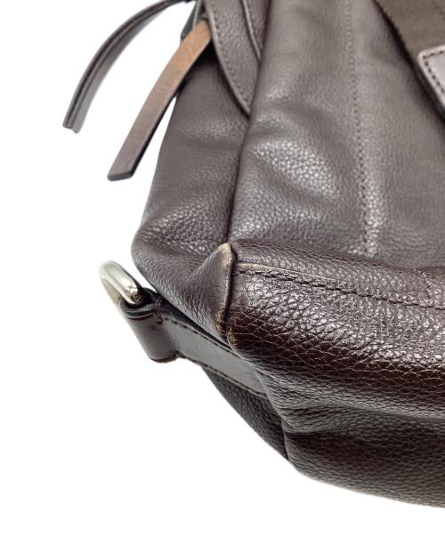 COACH（コーチ）COACH (コーチ) トンプソンスリングショルダーバッグ ブラウンの古着・服飾アイテム