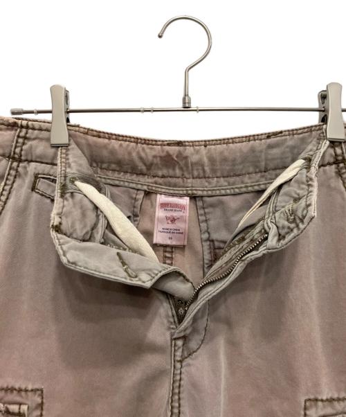 TRUE RELIGION（トゥルー レリジョン）TRUE RELIGION (トゥルー レリジョン) カーゴハーフパンツ ベージュ サイズ: 71cm (W28) 未使用品の古着・服飾アイテム