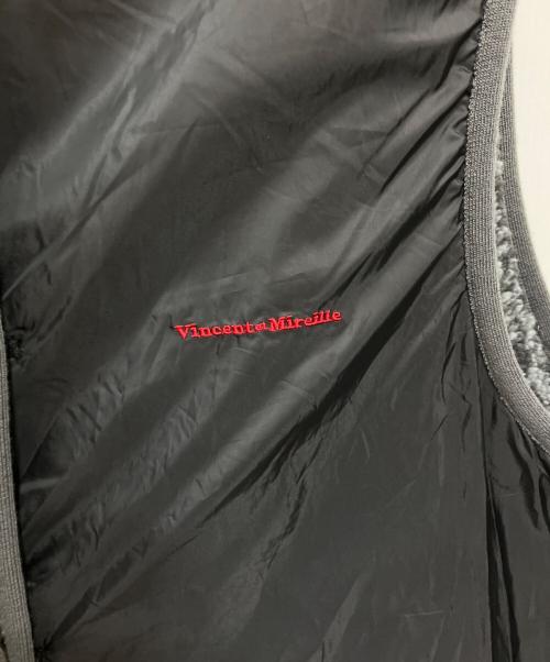 VINCENT ET MIREILLE（ヴァンソンエミレイユ）VINCENT ET MIREILLE (ヴァンソンエミレイユ) ノーカラー ボア リバーシブル ベスト グレー サイズ:40の古着・服飾アイテム