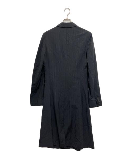 COMME des GARCONS HOMME PLUS（コムデギャルソンオムプリュス）COMME des GARCONS HOMME PLUS (コムデギャルソンオムプリュス) ウールストライプテーラードコート ネイビー サイズ:Mの古着・服飾アイテム