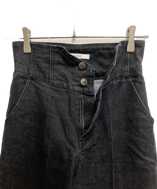 Snidel（スナイデル）Snidel (スナイデル) Organicハイウエストフレアデニムパンツ ブラックの古着・服飾アイテム