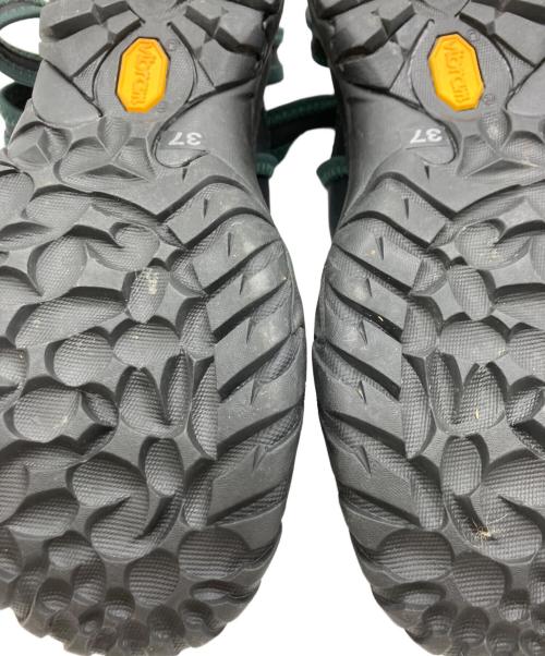 TOGA PULLA（トーガ プルラ）TOGA PULLA (トーガ プルラ) CUTOUT SNEAKERS SANDALS ブラック サイズ:37の古着・服飾アイテム