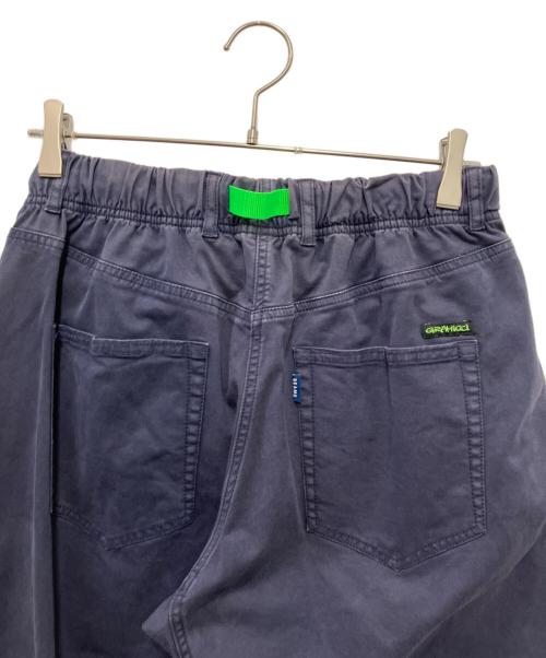 GRAMICCI（グラミチ）GRAMICCI (グラミチ) BEAMS (ビームス) ネオンロングベルト クライミングパンツ ネイビー サイズ:Mの古着・服飾アイテム
