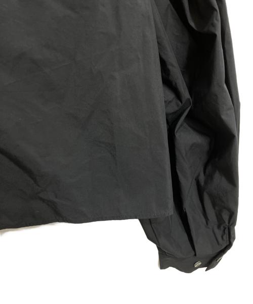 RIM.ARK（リムアーク）RIM.ARK (リムアーク) フォールデッドネックタックブラウス ブラック サイズ:36の古着・服飾アイテム