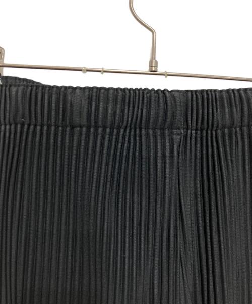 HOMME PLISSE ISSEY MIYAKE（オム プリッセ イッセイ ミヤケ）HOMME PLISSE ISSEY MIYAKE (オム プリッセ イッセイ ミヤケ) 26SSプリーツワイドパンツ ブラック サイズ:1の古着・服飾アイテム