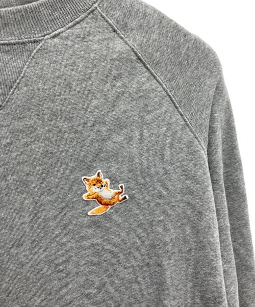 maison kitsune（メゾンキツネ）maison kitsune (メゾンキツネ) クルーネックスウェット グレー サイズ:XSの古着・服飾アイテム
