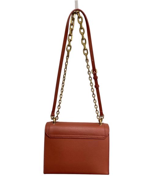 CHARLES & KEITH（チャールズアンドキース）CHARLES & KEITH (チャールズアンドキース) フロントフラップ チェーンハンドルクロスボディバッグ ブラウンの古着・服飾アイテム