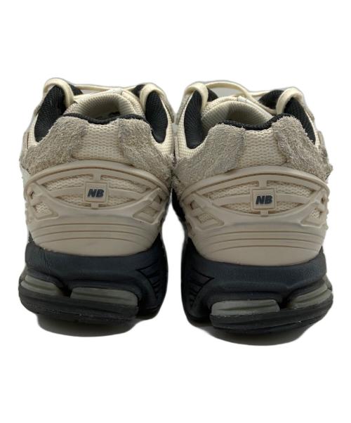 NEW BALANCE（ニューバランス）NEW BALANCE (ニューバランス) M1906DB ホワイト×ブラック サイズ:27cmの古着・服飾アイテム