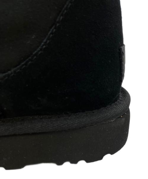 UGG（アグ）UGG (アグ) CLASSIC SHORT2ムートンブーツ ブラック サイズ:24cmの古着・服飾アイテム