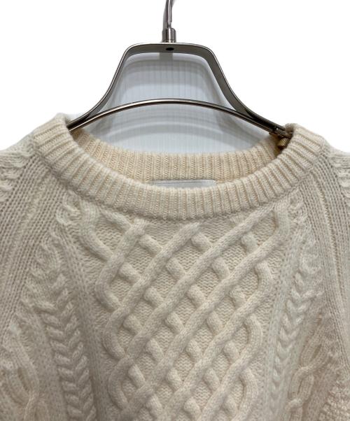 UNITED ARROWS TOKYO（ユナイテッドアローズトウキョウ）UNITED ARROWS TOKYO (ユナイテッドアローズトウキョウ) ケーブルニット ホワイト サイズ:FREEの古着・服飾アイテム