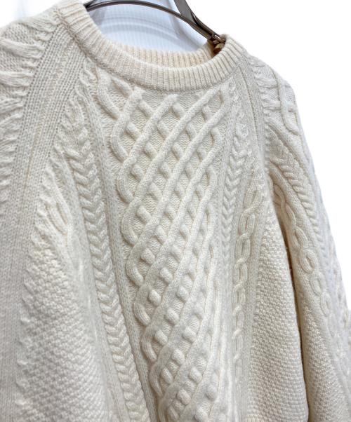 UNITED ARROWS TOKYO（ユナイテッドアローズトウキョウ）UNITED ARROWS TOKYO (ユナイテッドアローズトウキョウ) ケーブルニット ホワイト サイズ:FREEの古着・服飾アイテム