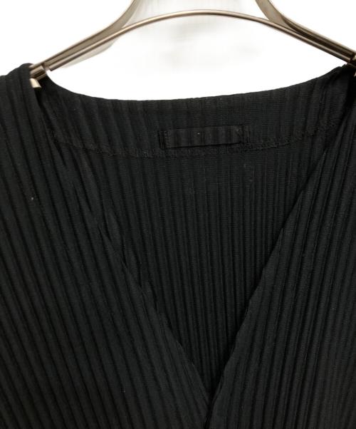 HOMME PLISSE ISSEY MIYAKE（オム プリッセ イッセイ ミヤケ）HOMME PLISSE ISSEY MIYAKE (オム プリッセ イッセイ ミヤケ) BASIC プリーツカーディガン ブラック サイズ:3の古着・服飾アイテム