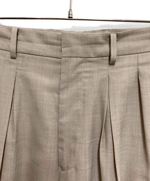 LIDnM（リドム）LIDnM (リドム) ワイドタックパンツ ベージュ サイズ:Mの古着・服飾アイテム