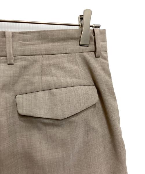 LIDnM（リドム）LIDnM (リドム) ワイドタックパンツ ベージュ サイズ:Mの古着・服飾アイテム