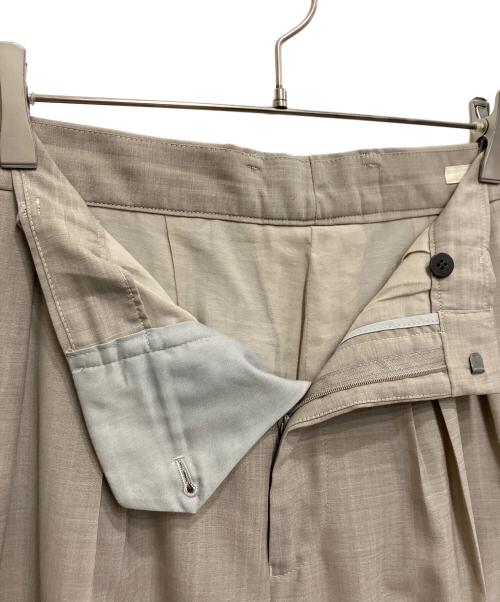 LIDnM（リドム）LIDnM (リドム) ワイドタックパンツ ベージュ サイズ:Mの古着・服飾アイテム