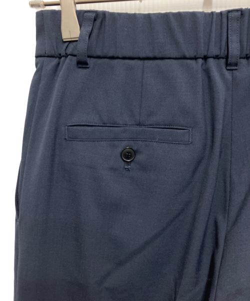 23区（ニジュウサンク）23区 (ニジュウサンク) TWマットクロス ワイドパンツ ネイビー サイズ:38の古着・服飾アイテム