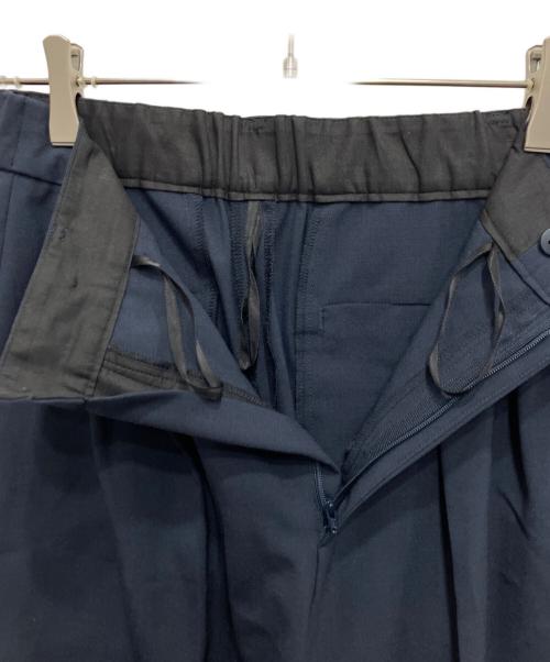 23区（ニジュウサンク）23区 (ニジュウサンク) TWマットクロス ワイドパンツ ネイビー サイズ:38の古着・服飾アイテム