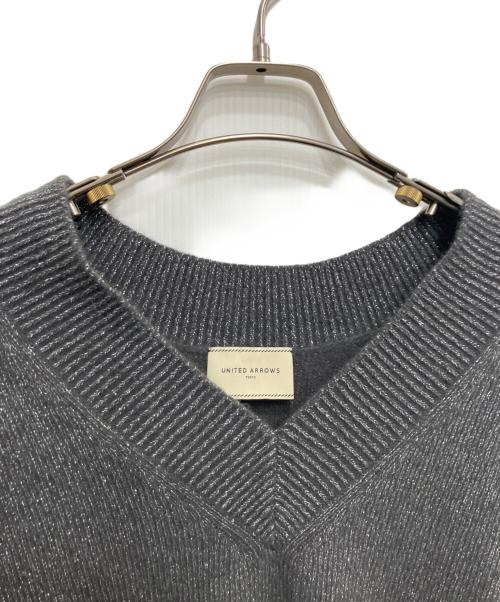 UNITED ARROWS（ユナイテッドアローズ）UNITED ARROWS (ユナイテッドアローズ) フォックス ウール ラメ Vネック ニット グレー サイズ:不明の古着・服飾アイテム