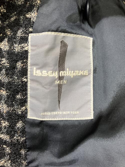 ISSEY MIYAKE MEN（イッセイミヤケメン）ISSEY MIYAKE MEN (イッセイミヤケメン) ノーカラーツイードジャケット ブラック サイズ:Mの古着・服飾アイテム