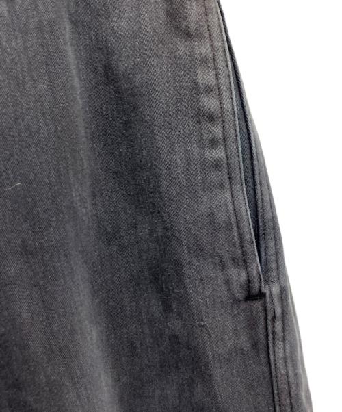 COMME des GARCONS HOMME（コムデギャルソン オム）COMME des GARCONS HOMME (コムデギャルソン オム) テーパードデニムパンツ グレー サイズ:Sの古着・服飾アイテム