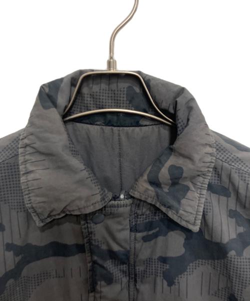 stussy（ステューシー）stussy (ステューシー) リバーシブル中綿ジャケット グレー サイズ:Sの古着・服飾アイテム
