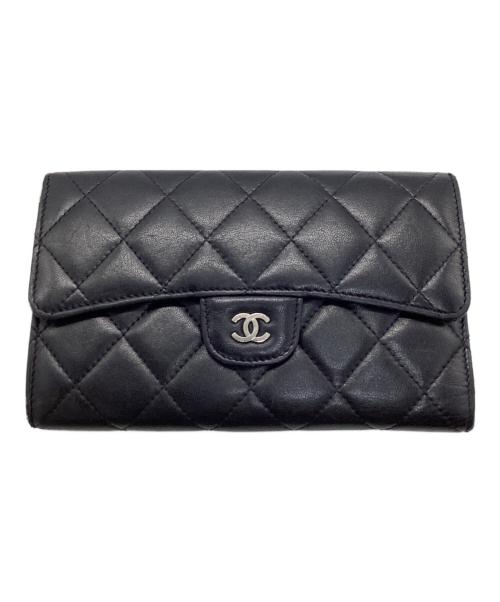 CHANEL（シャネル）CHANEL (シャネル) マトラッセフラップウォレット ブラックの古着・服飾アイテム