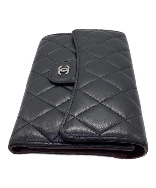 CHANEL（シャネル）CHANEL (シャネル) マトラッセフラップウォレット ブラックの古着・服飾アイテム