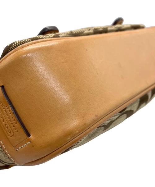 COACH（コーチ）COACH (コーチ) シグネチャーショルダーバッグ ベージュの古着・服飾アイテム